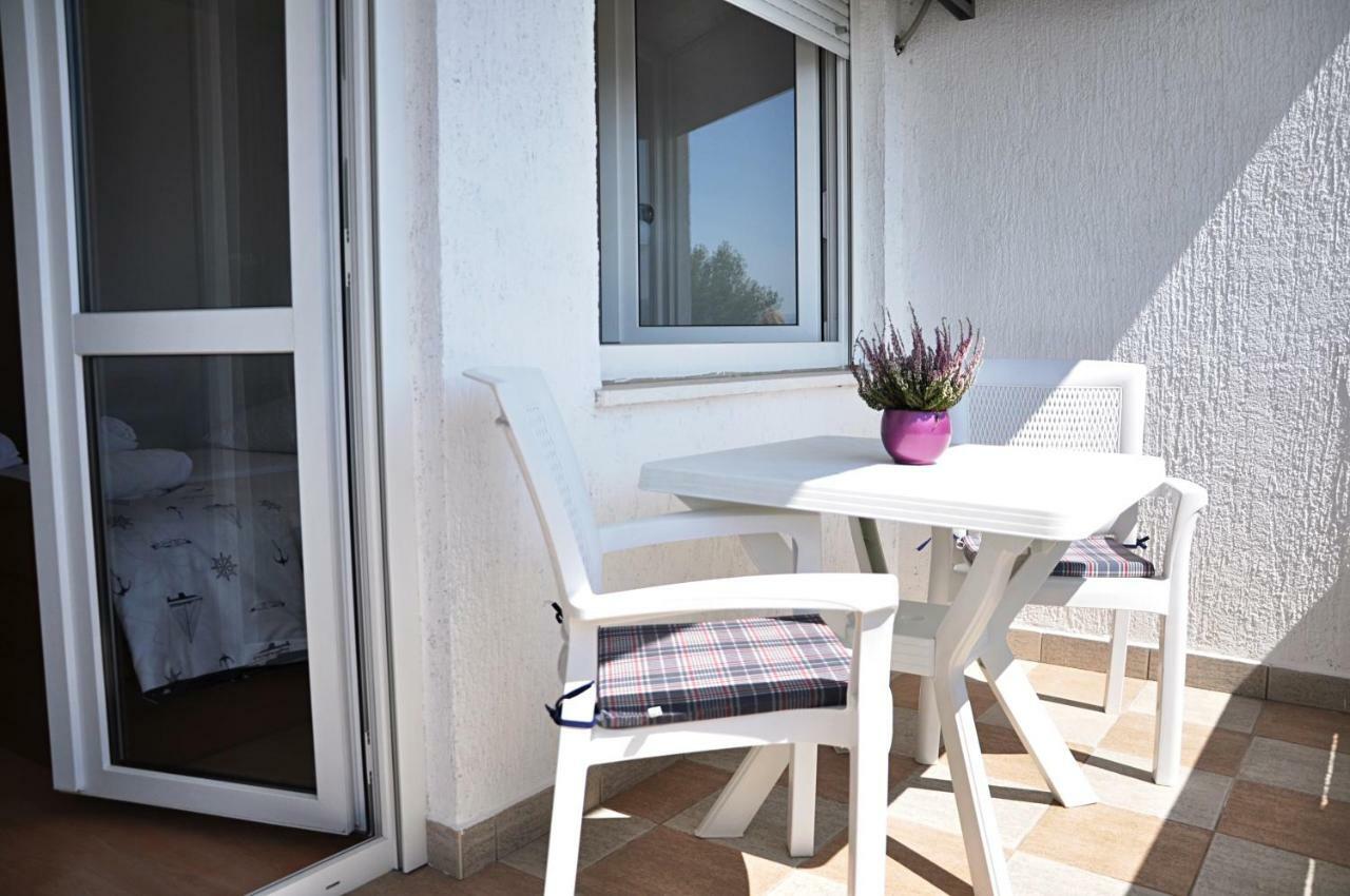 Sunrise Apartments And Studio Apartments Lokva Rogoznica Eksteriør billede